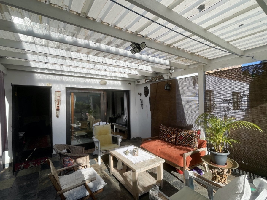 3 Bedroom Property for Sale in Meedingsride Western Cape